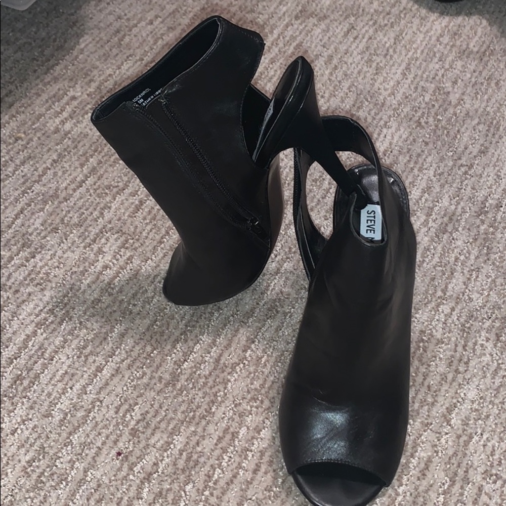 Peep toe booties - Picture 4 of 4